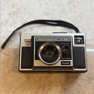 Vintage Kodak Instamatic X-35 Black and Silver Camera. Untested